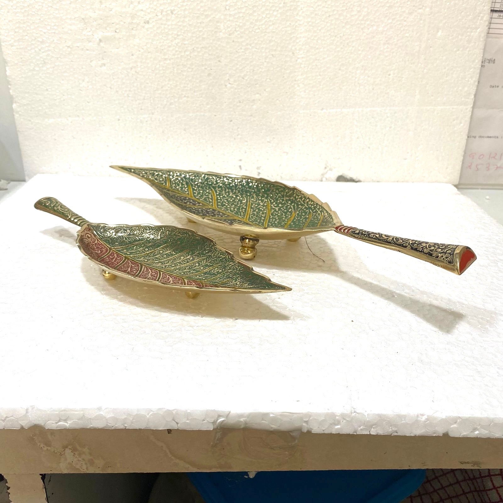 Serving Leaf Platter Brass Royal Design With Indian Craftsmanship Tamrapatra