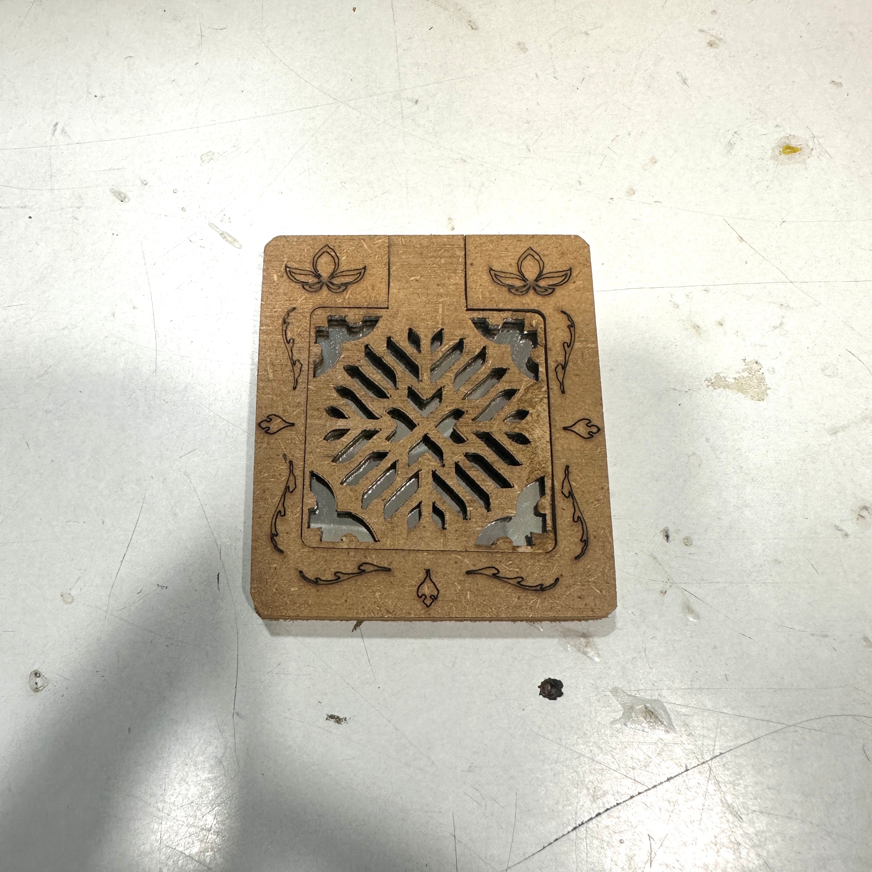 Pocket Mirror Wooden Designed With Kundan Bead & Carving Work Tamrapatra