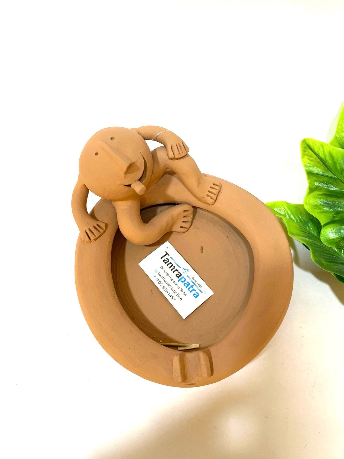 Clay Man Figures In Bath Pool Noteworthy Light Shades Handmade Only At Tamrapatra - Tamrapatra