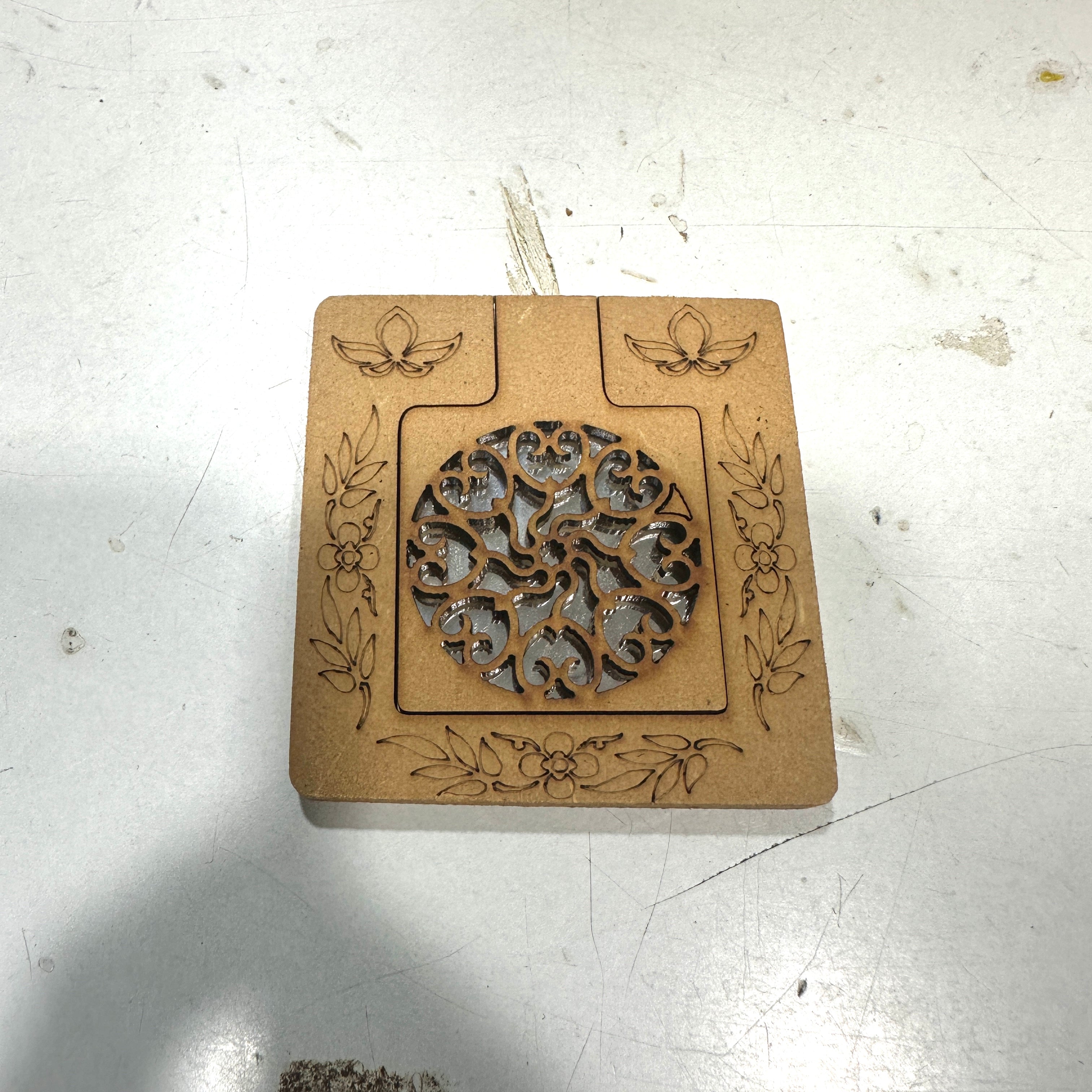 Pocket Mirror Wooden Designed With Kundan Bead & Carving Work Tamrapatra