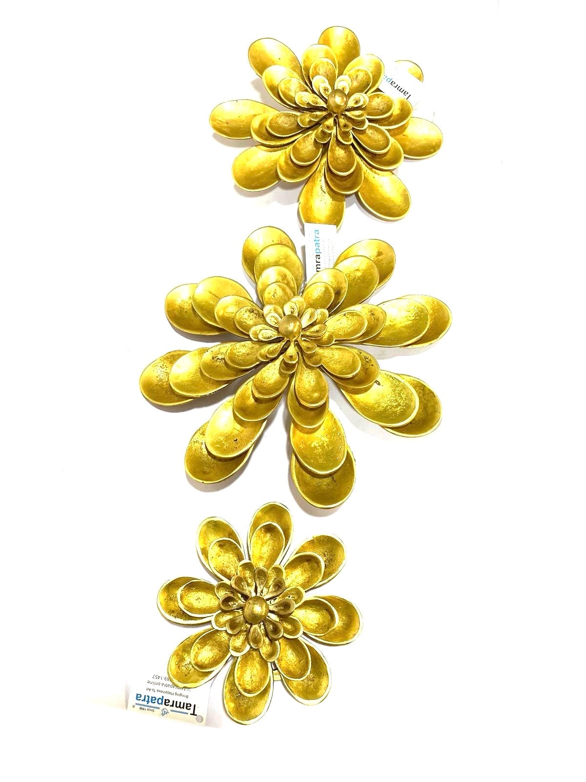 Brass Decoration Handmade Luxurious Display With Floral Design Tamrapatra