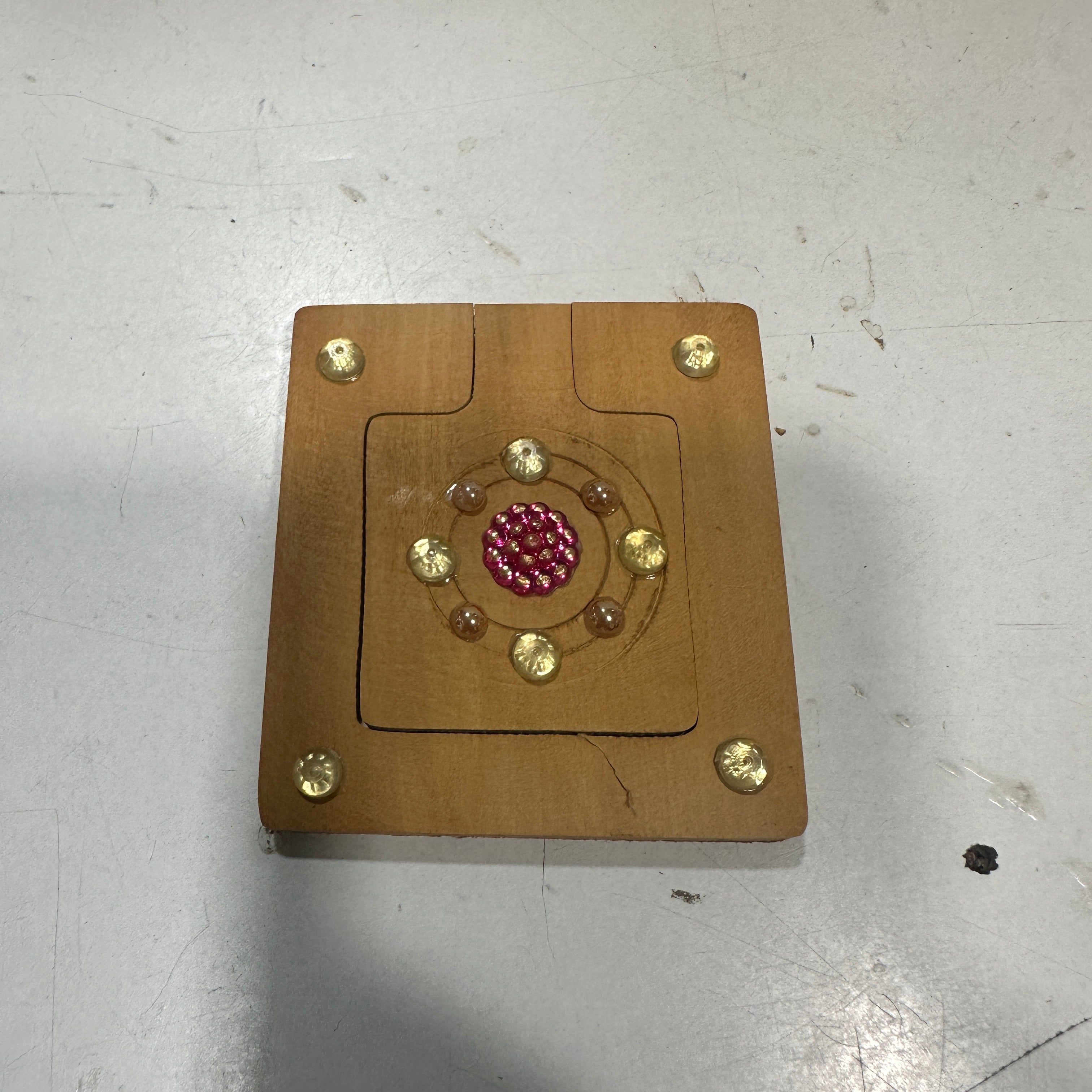 Pocket Mirror Wooden Designed With Kundan Bead & Carving Work Tamrapatra