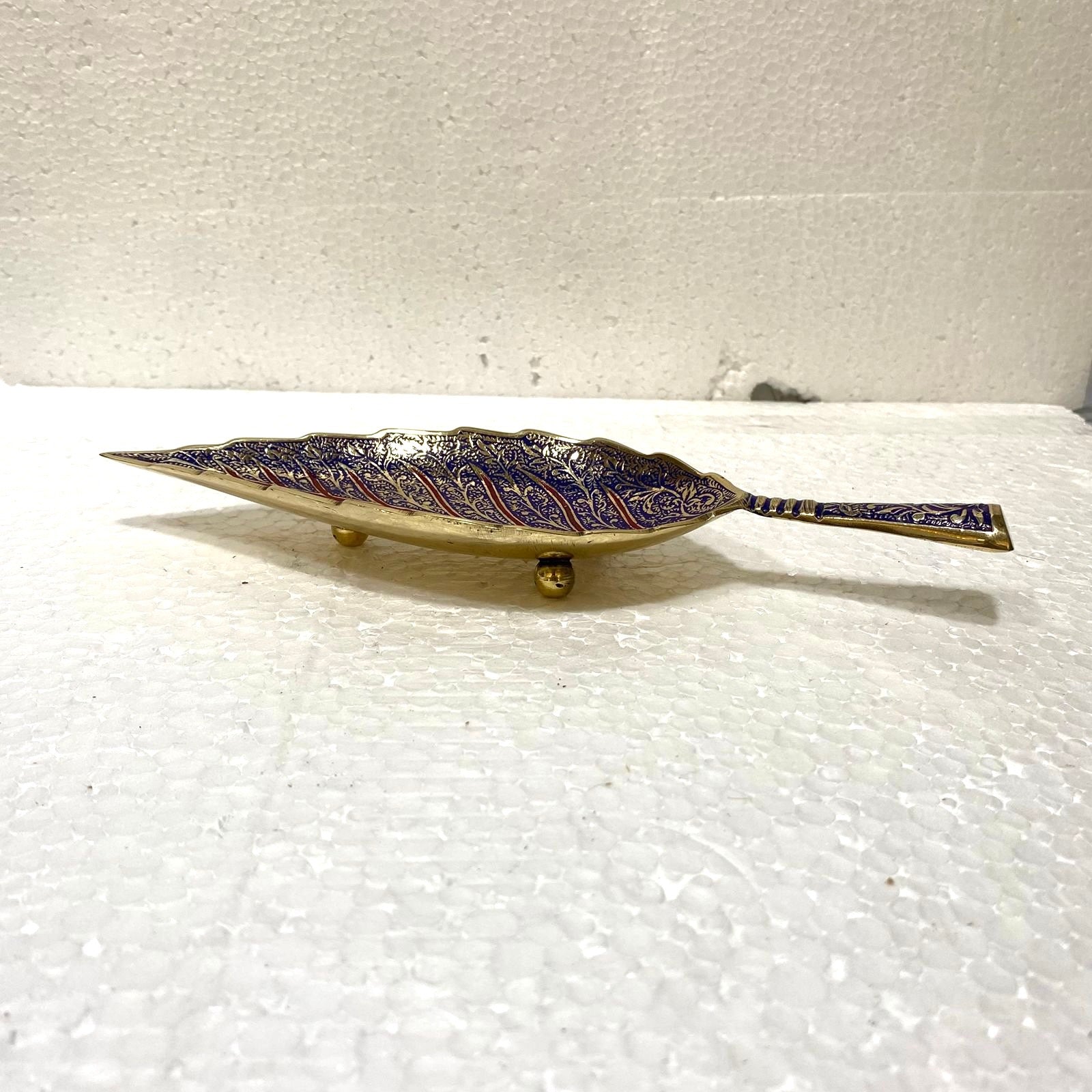 Serving Leaf Platter Brass Royal Design With Indian Craftsmanship Tamrapatra