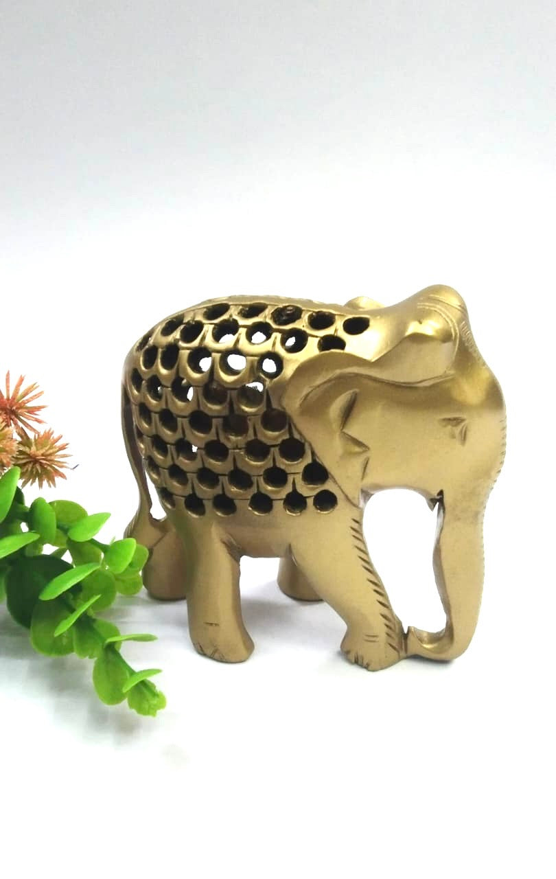 Lacquer Finished Wooden Carved Elephants In Exclusive Souvenir Tamrapatra