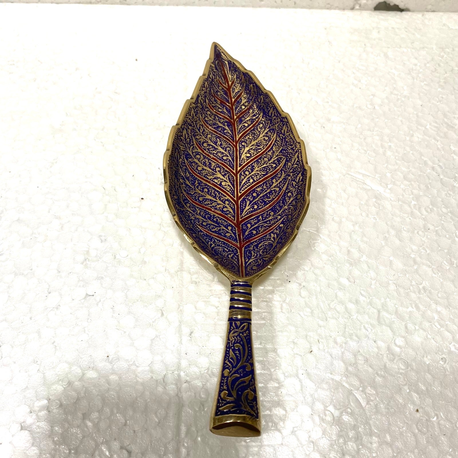 Serving Leaf Platter Brass Royal Design With Indian Craftsmanship Tamrapatra