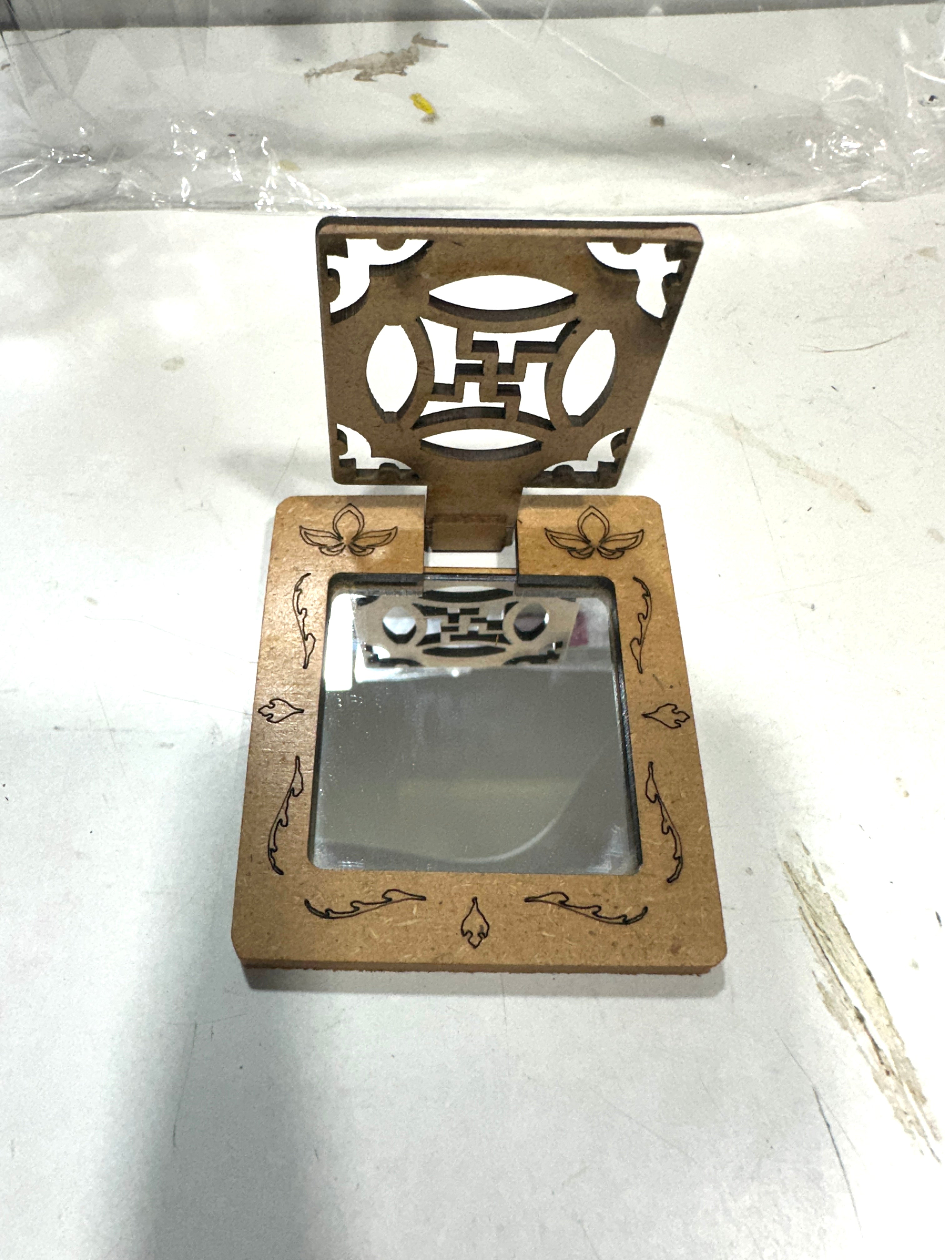 Pocket Mirror Wooden Designed With Kundan Bead & Carving Work Tamrapatra