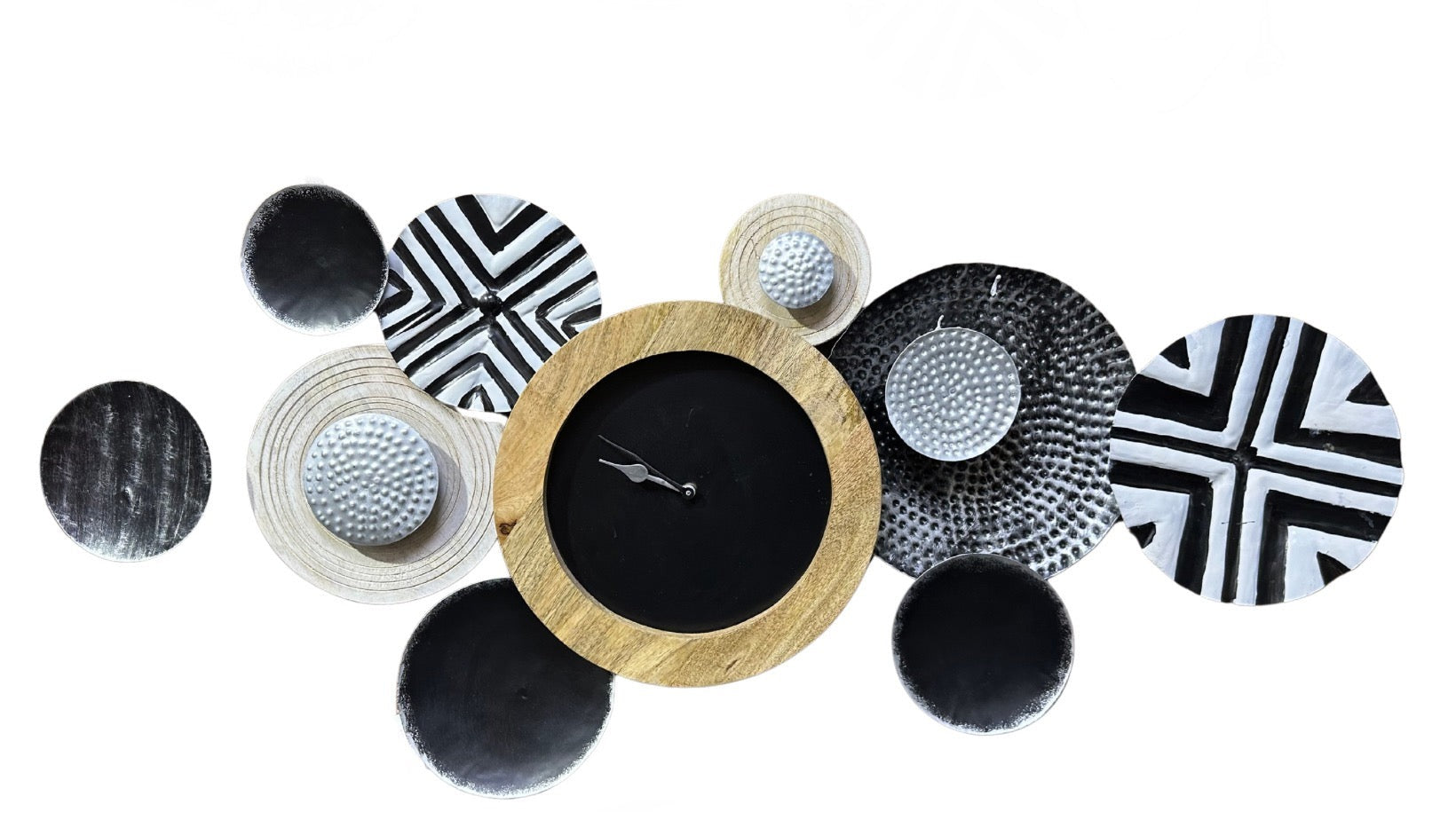 Modern Clock Metal In Classic Black & Gold Designer Wall Décor Tamrapatra
