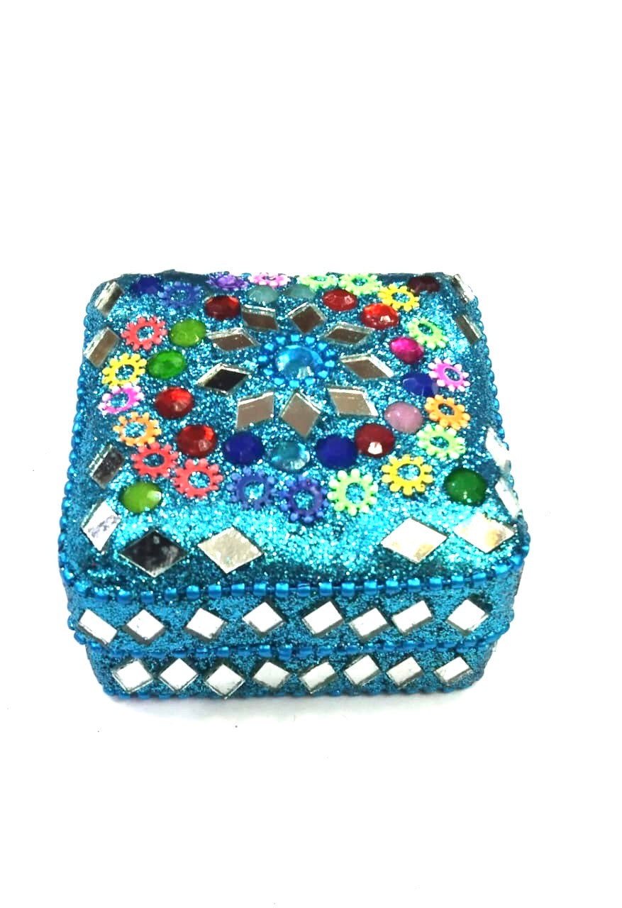 Lacquered Dibbi In Various Shades Square Design Large Handcrafted By Tamrapatra