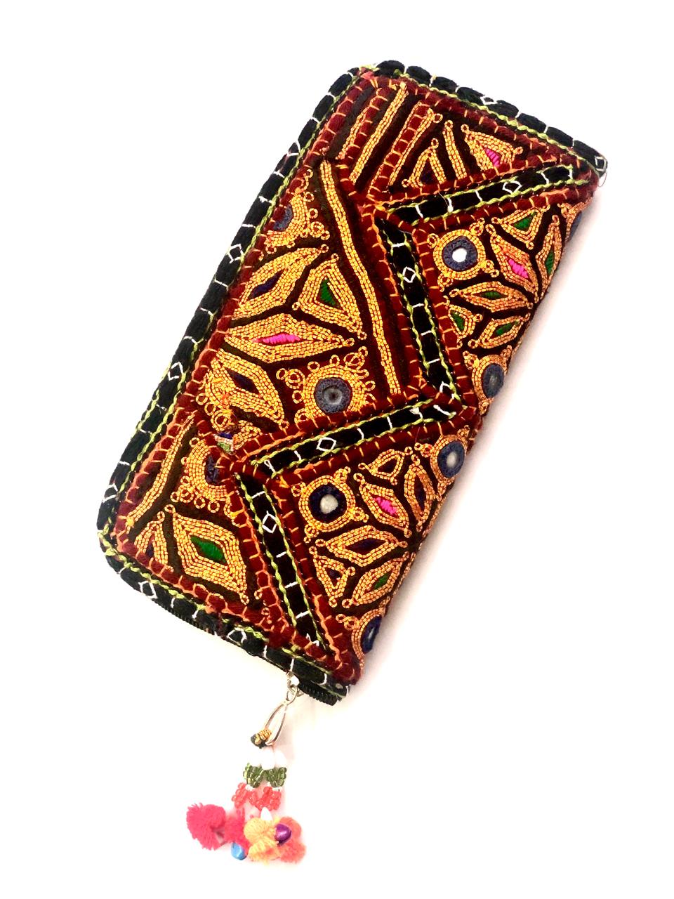 Clutch Purse Fashion Accessories Carry Bags Handcrafted Embroidery From Tamrapatra