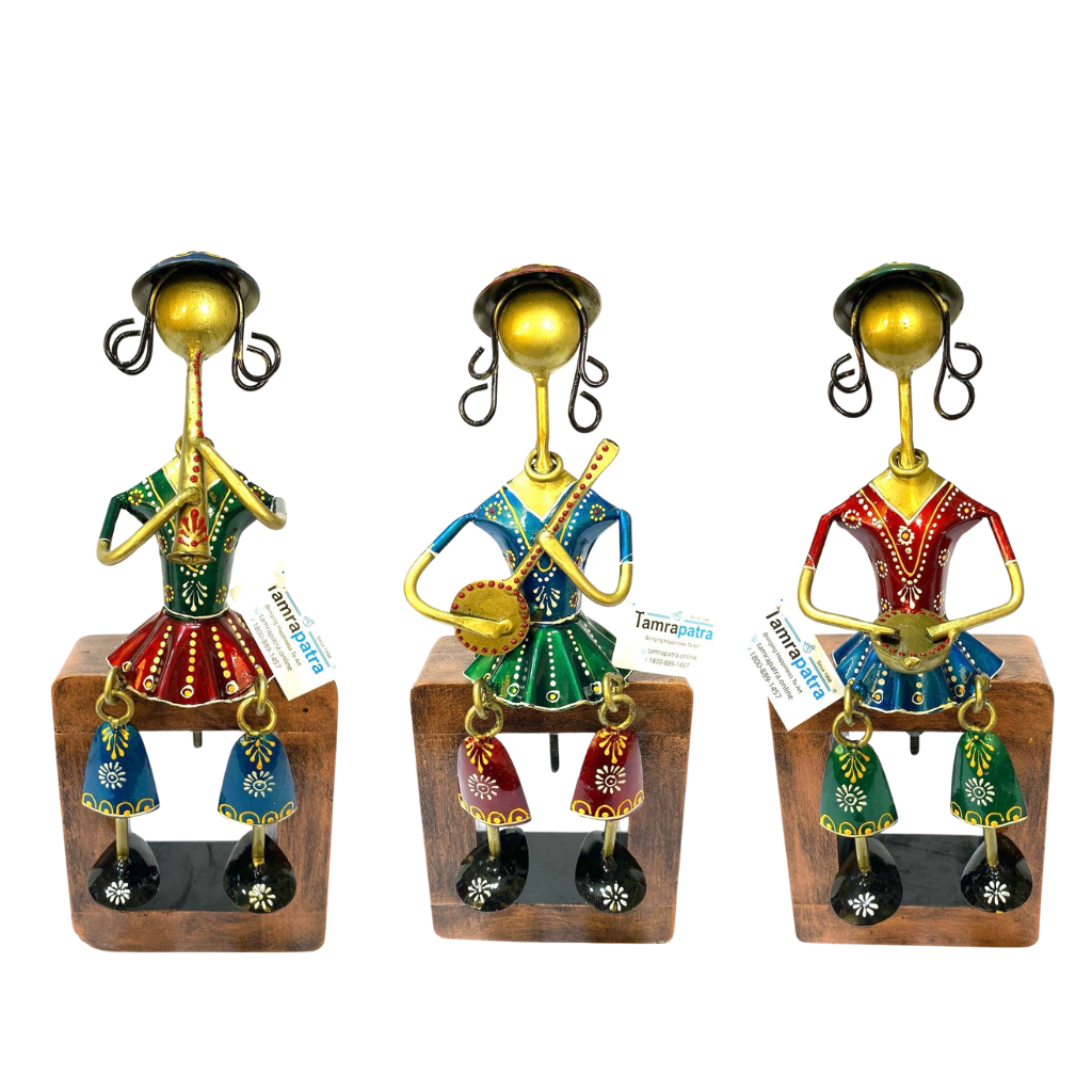 Musician On Block Indian Lady Traditional Metal Artifact Showpiece By Tamrapatra - Tamrapatra
