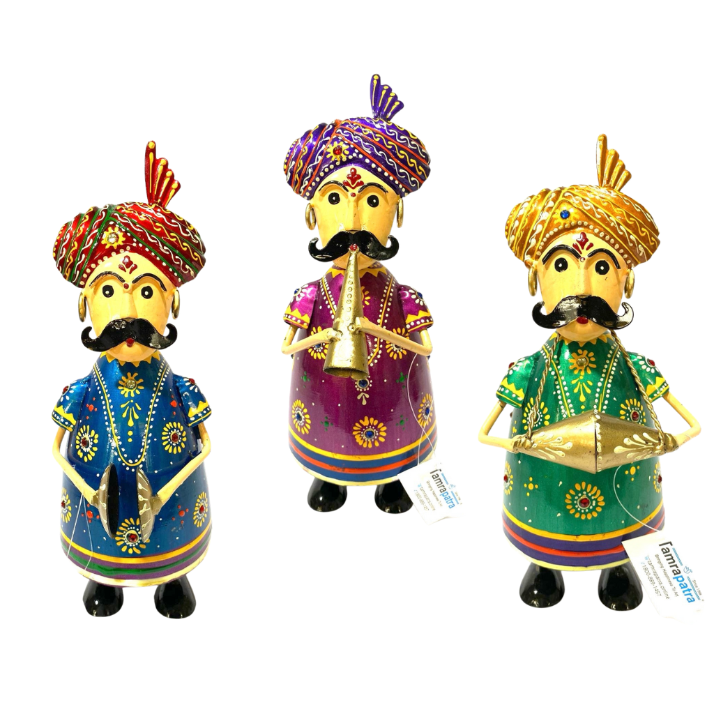Metal Showpiece Musician Home Office Décor Wholesaler Exporter Tamrapatra