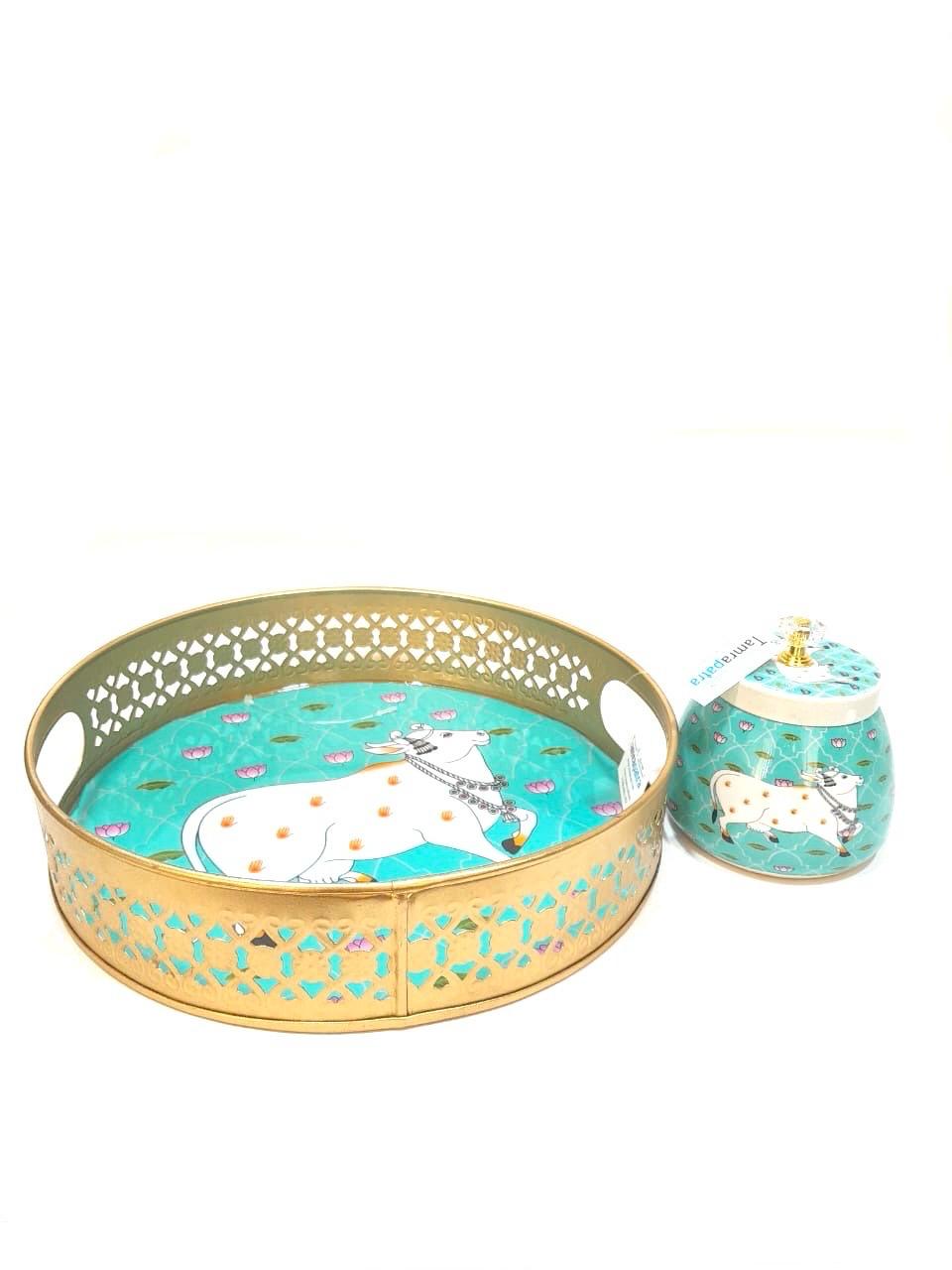 Metal Platters Embossed With Attractive Design Serve Snacks With Handle Tamrapatra