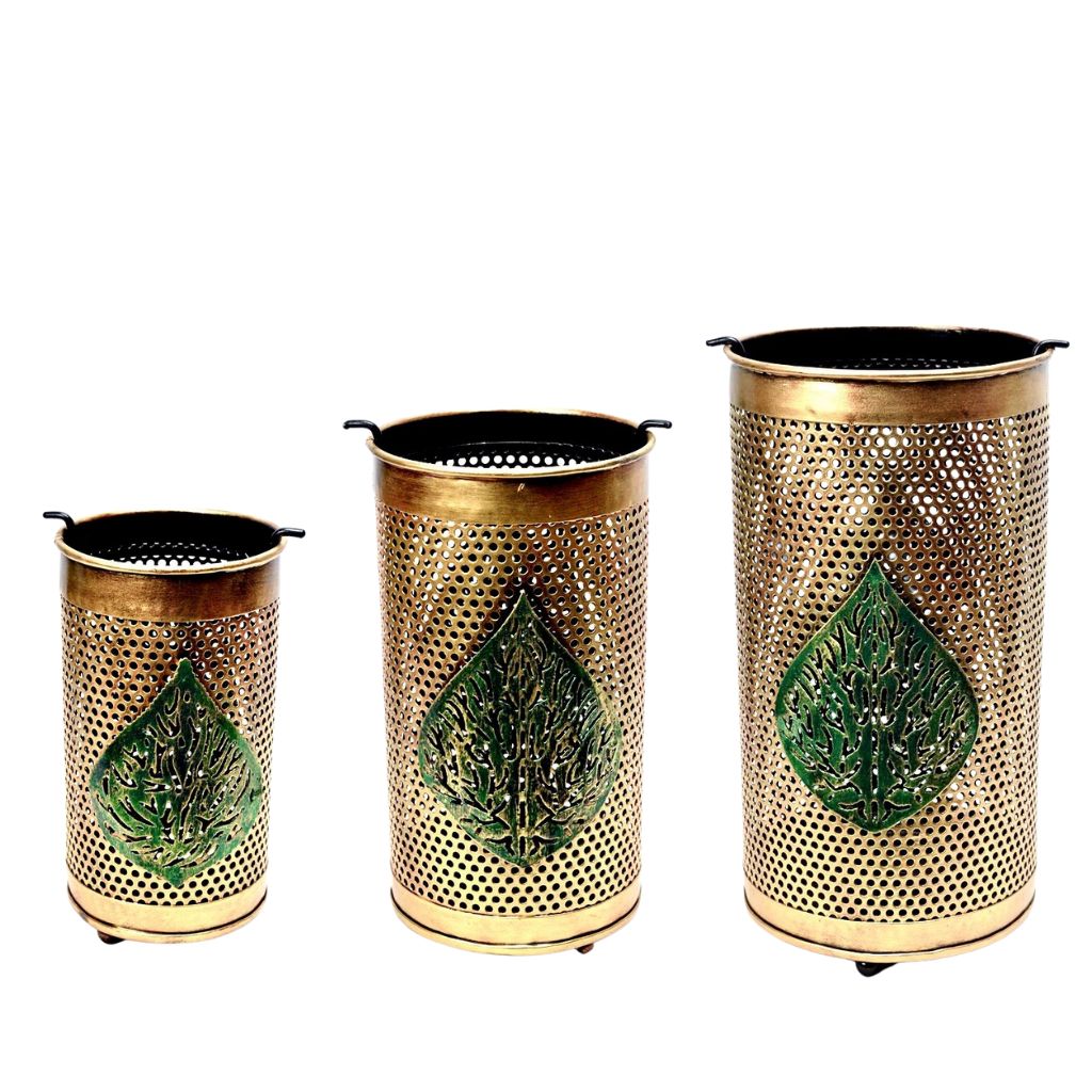 Metal Carving Leaf Style Candle Holder Decorative Lightings Tamrapatra