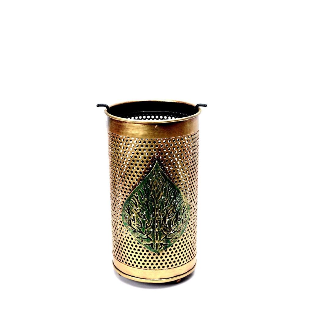 Metal Carving Leaf Style Candle Holder Decorative Lightings Tamrapatra