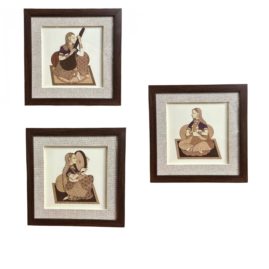 Royal Wooden 3D Art Indian Musical Theme Depiction Souvenir By Tamrapatra