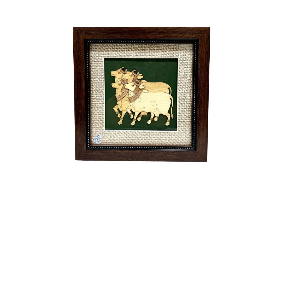The Unity Of 4 Cows Wooden 3D Artwork Hanging Frames Home Décor Tamrapatra