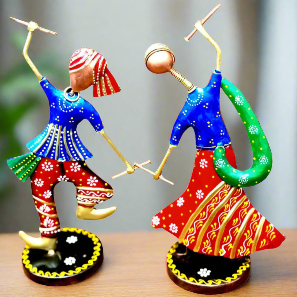 Dancing Man Lady Metal Décor Ideas Pride Of Gujarat Set Of 2 By Tamrapatra