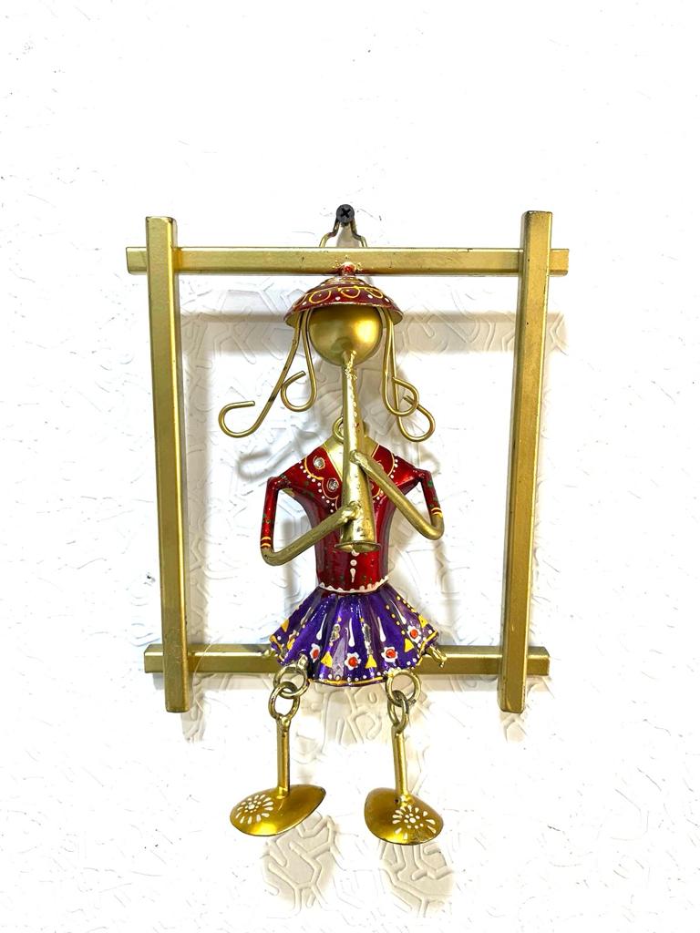 Frames Handcrafted Form Metal Musician Lady Hanging Décor From Tamrapatra