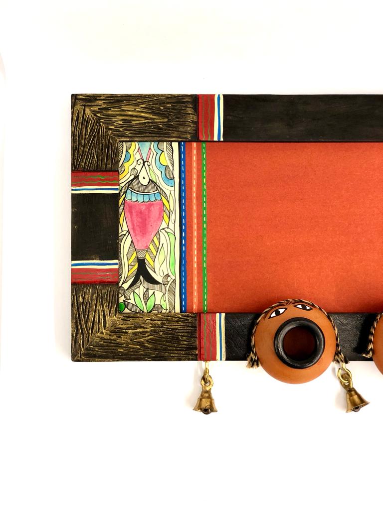 Name Plate With Beautiful Painting & 2 Pots Face Madhu Bani Artwork By Tamrapatra