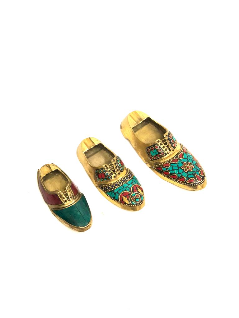 Ash Tray Absolutely Stunning Brass With Gemstone Miniature Shoes Tamrapatra