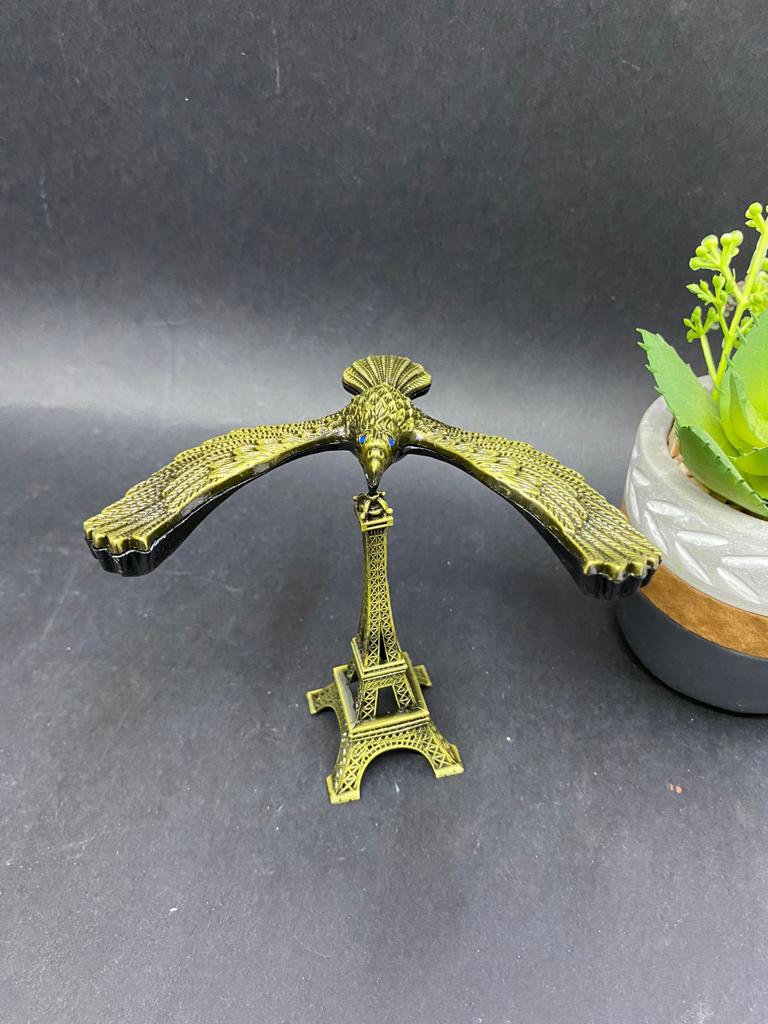 Balance Eagle Metal On Eiffel Tower Unique Gifts Souvenir Shopping At Tamrapatra