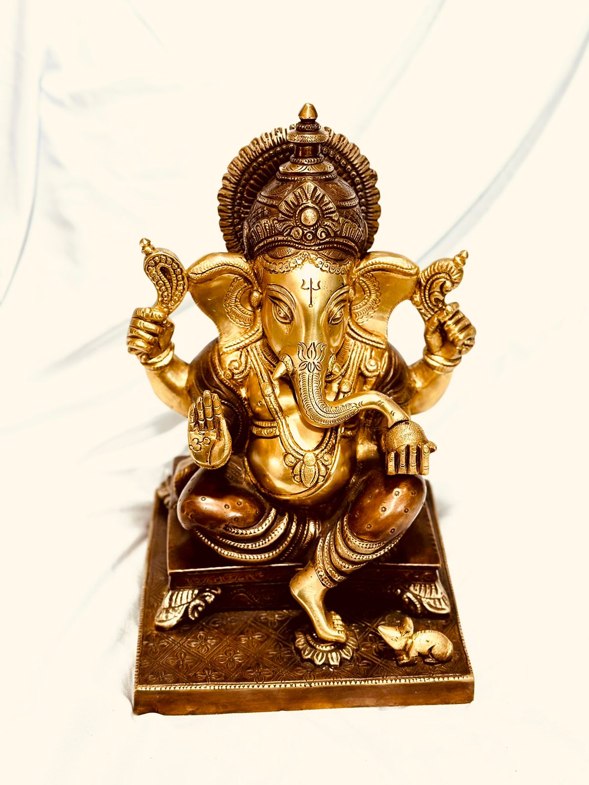Unique Creation Of Brass In Form Of Ganesha Idol In Exclusive Models By Tamrapatra
