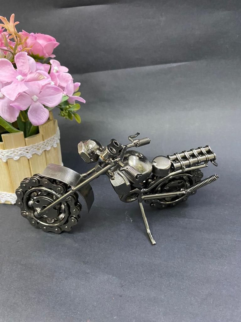 Motorcycle Bikes Solid Iron Ultimate Fan's Collectible Showpiece From Tamrapatra