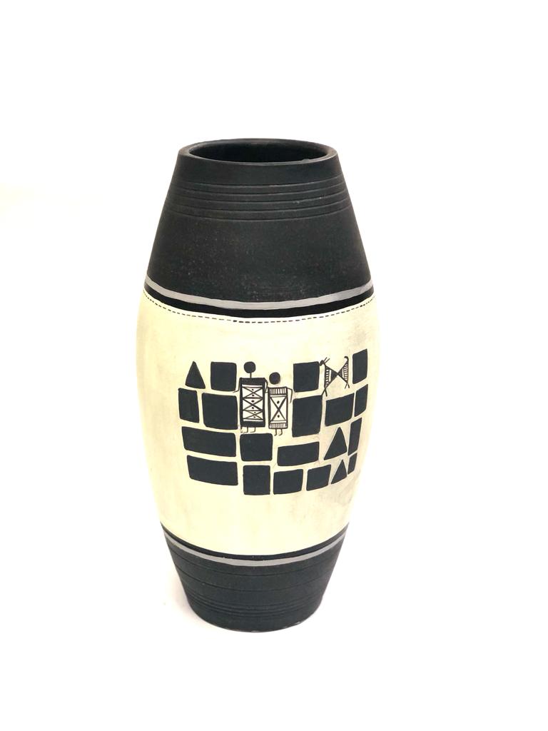 Beautiful Matte Finished Clay Pot In Striking Shades Exclusive Gifts At Tamrapatra