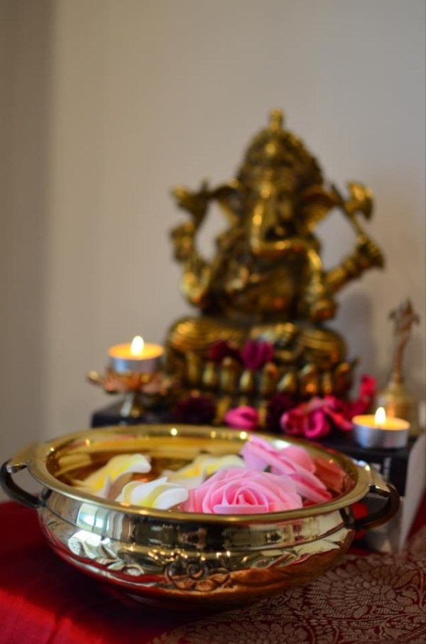 Brass Urli In Various Size Carving With Handles For Flowers Décor Tamrapatra