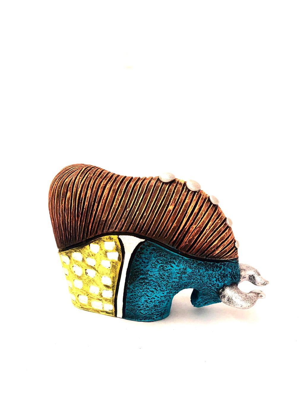 Unique Clay Creations Bulls HandPainted & Designed Decor Tamrapatra - Tamrapatra