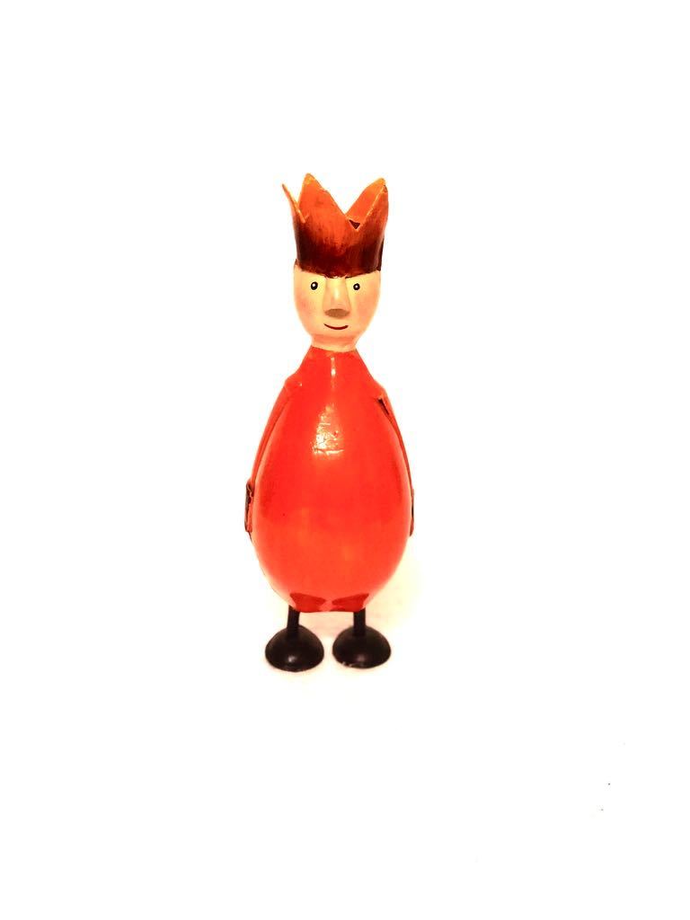 Clown Painted With Vibrant Colours Metal Collectible Tamrapatra - Tamrapatra
