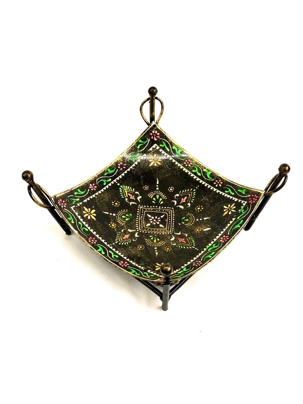 Khatli Style Metal Platter Tableware For Serving Snacks Kitchen Tamrapatra