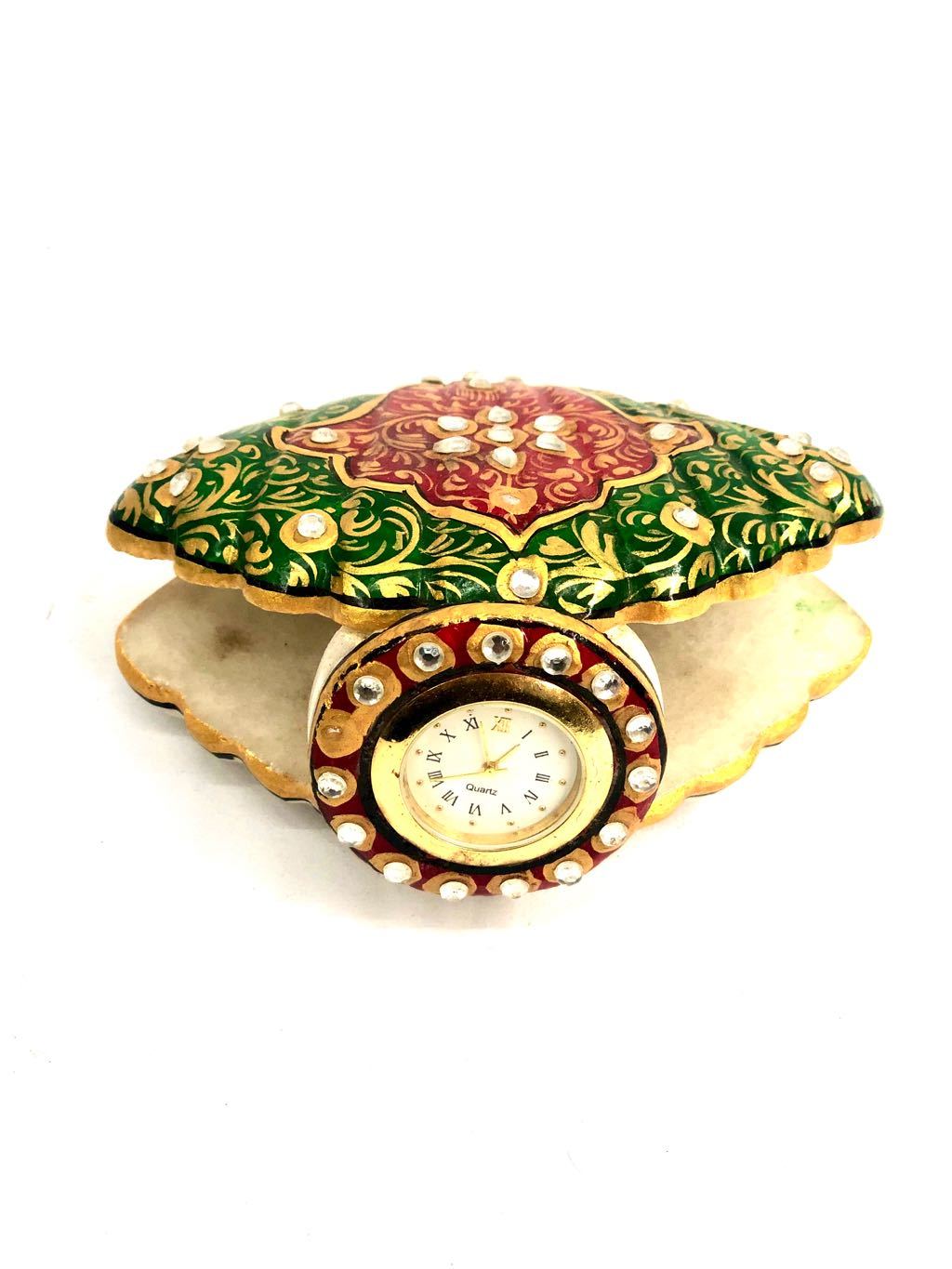 Seashell Shaped Clock With Kundan Artwork On Marble Utility Tamrapatra