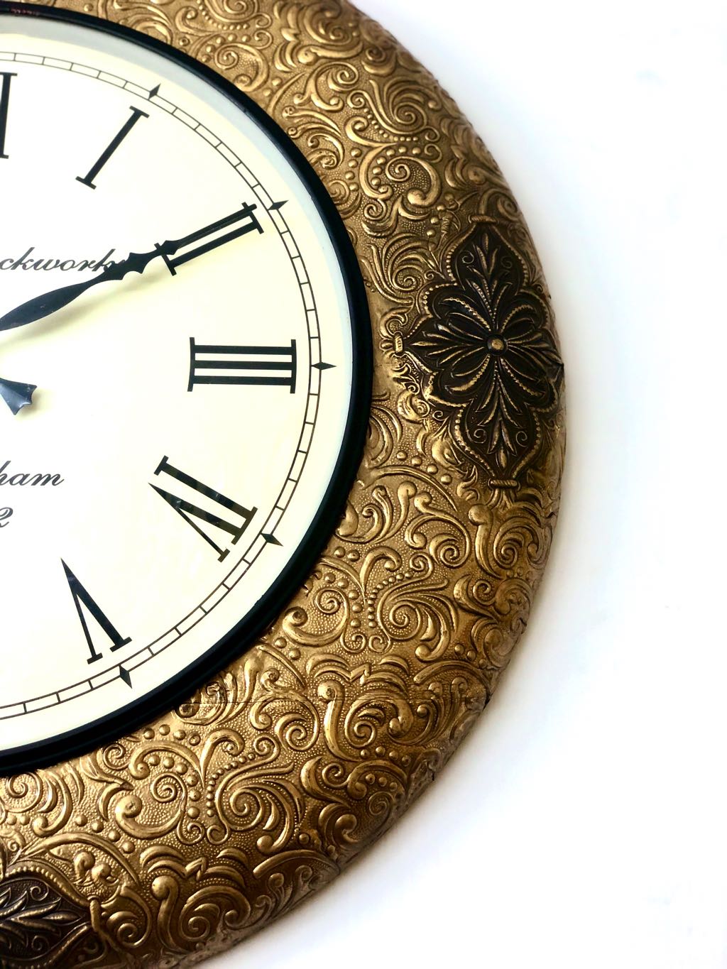 Antique Designer Wall Clock Brass Emboss Handmade Tamrapatra - Tamrapatra