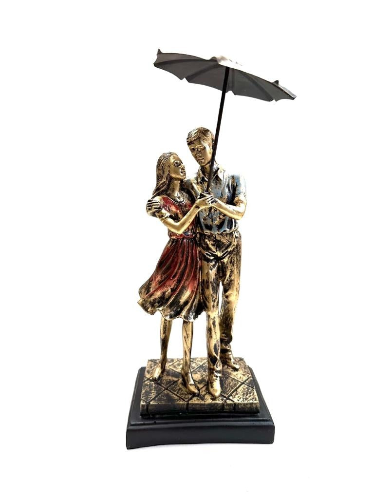 Couple Under Umbrella Rainy Season Statue Rusty Gold Tamrapatra