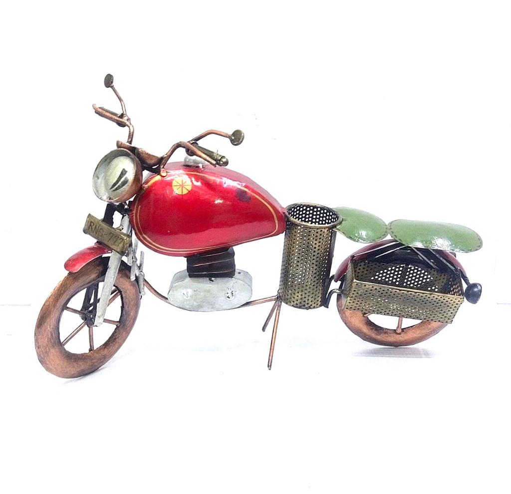 Bullet Style Bike Crafted From Metal With Pen & Visiting Card Holder Tamrapatra