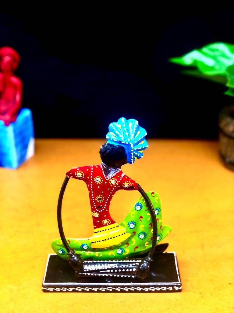 HandPainted With Vibrant Colors Nagpuri Musician Tamrapatra - Tamrapatra