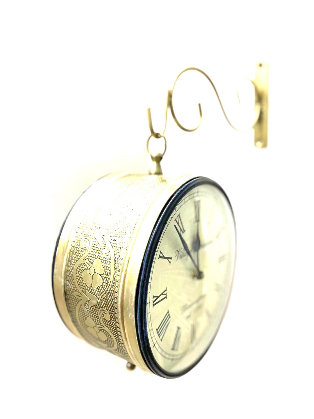 Attractive 2 Side Clock With Hanger Vintage Collection 8 Inches By Tamrapatra