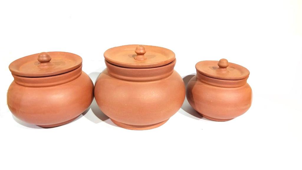 Mathani Clay Pots Cooking Delicious Foods Earthenware Collection From Tarmapatra