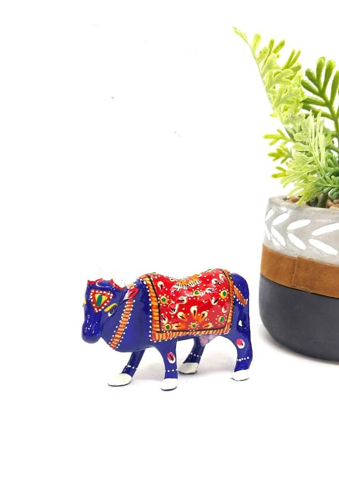 Cow Handcrafted From Metal Enamel Painted Series Souvenir Gifts From Tamrapatra