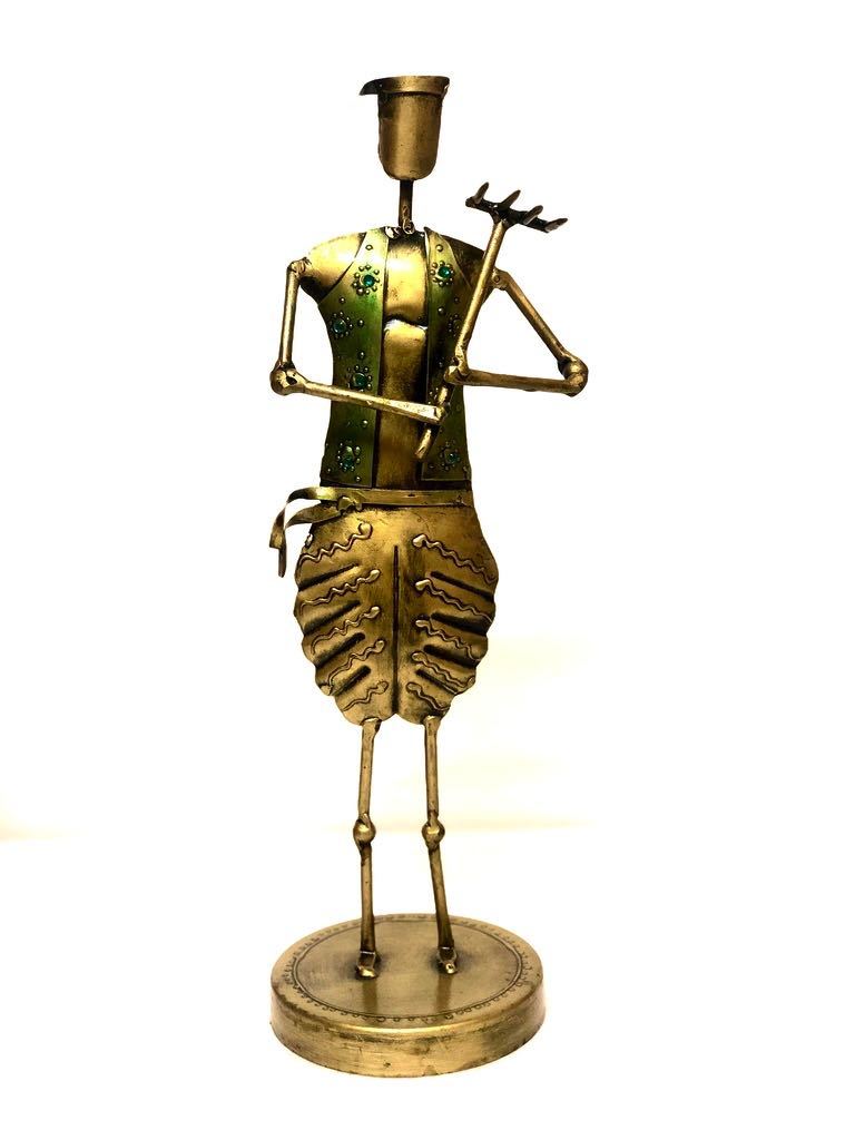 Farmer Man With Agricultural Tools Metal Classic Tamrapatra - Tamrapatra