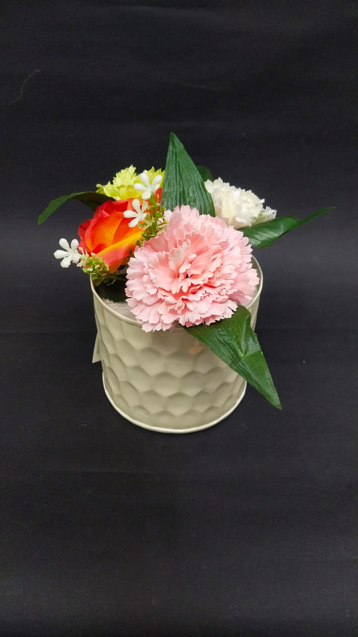 White Carved Planters Metal Iron Handcrafted Décor Center Table By Tamrapatra