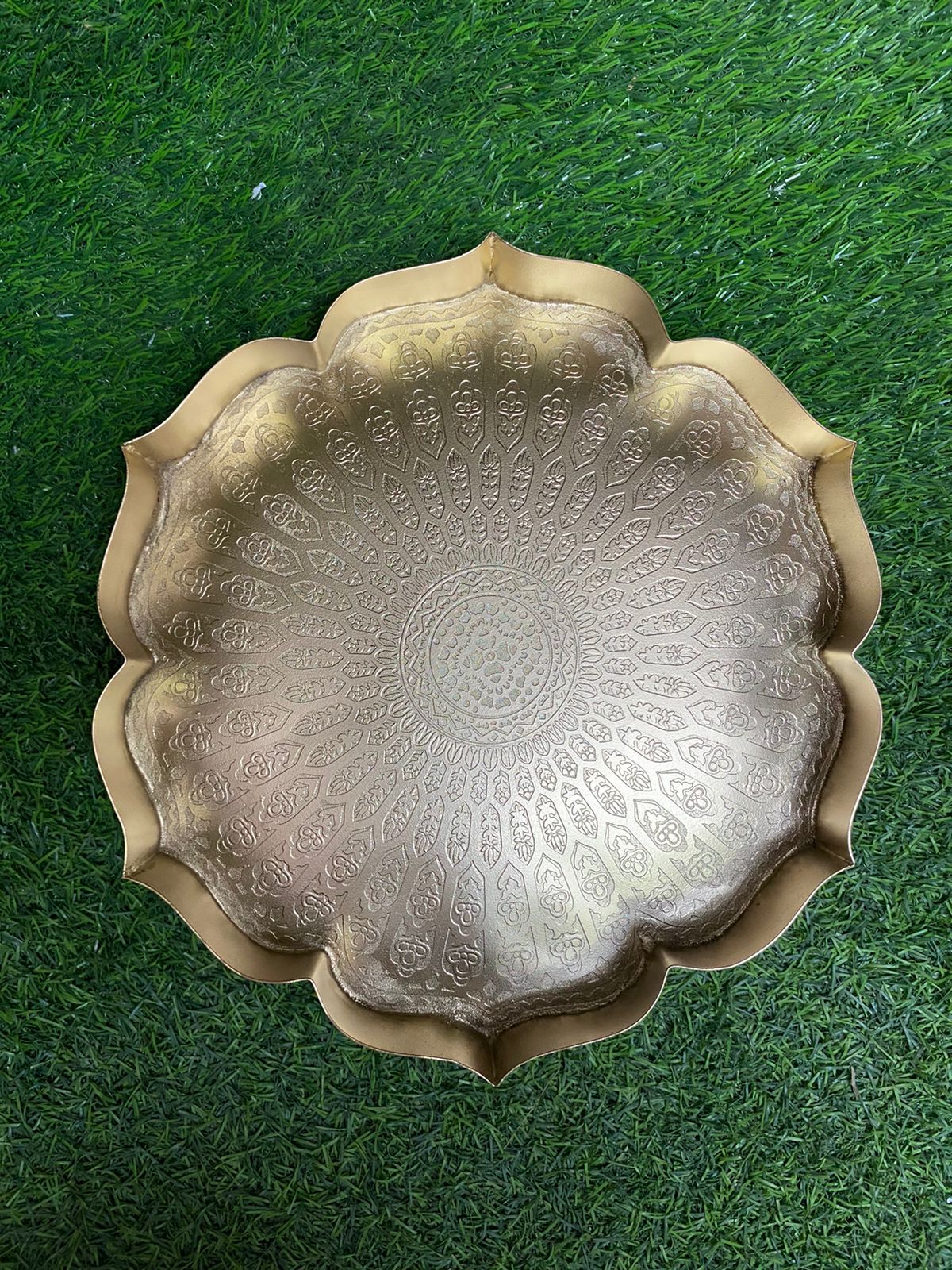 New Carving Decorative Metal Tray Centre Table Exclusively Handcrafted Tamrapatra