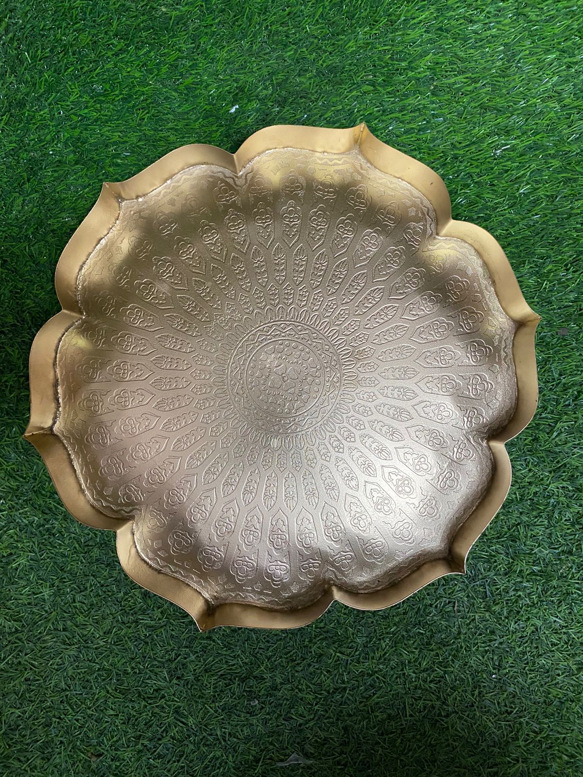 New Carving Decorative Metal Tray Centre Table Exclusively Handcrafted Tamrapatra