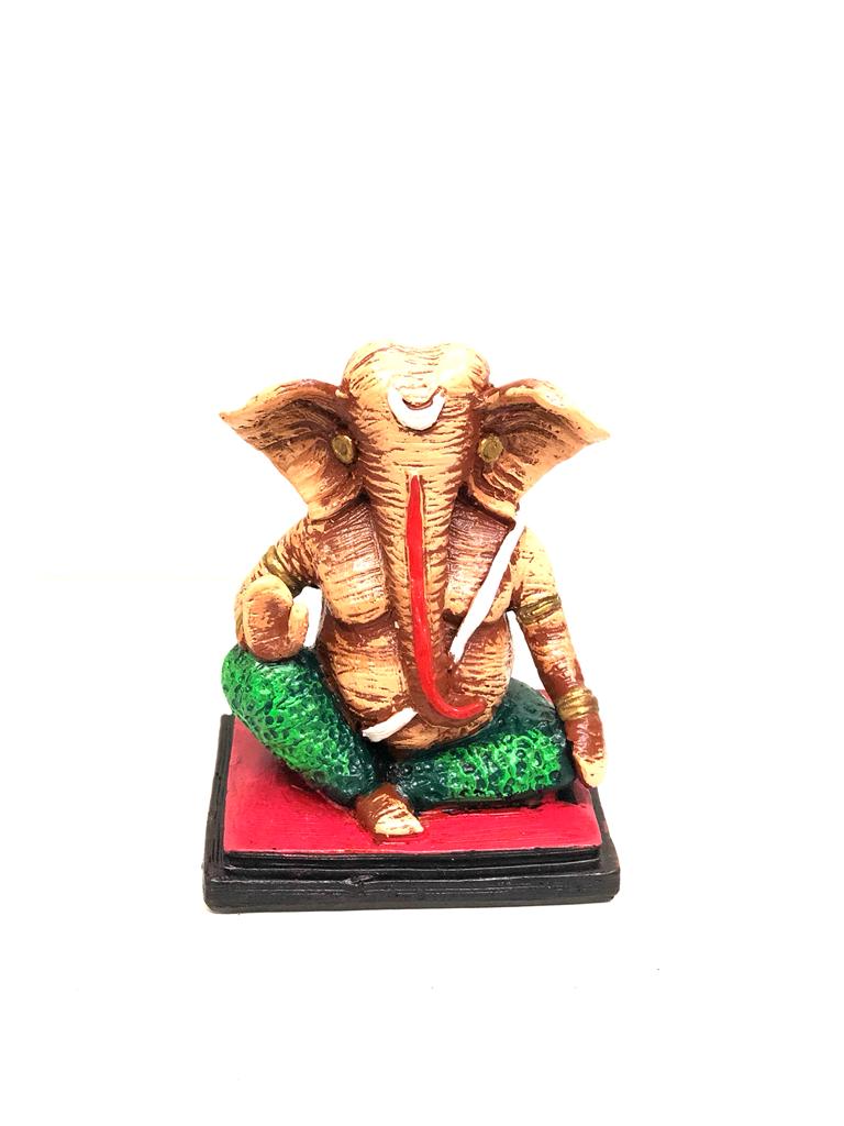 Outstanding Artwork On Ganesha Idols With Limited Edition Design Tamrapatra