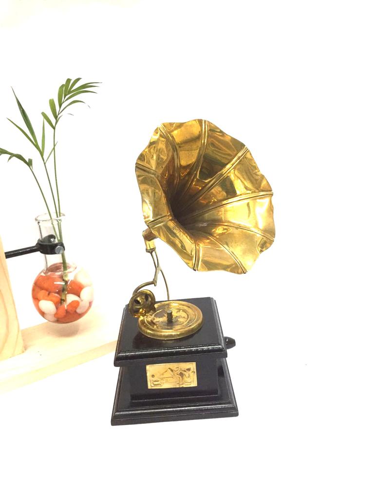 Gramophone Antique Collectible Wood & Metal Art Showpiece From Tamrapatra