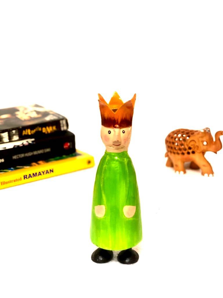 Clown Painted With Vibrant Colours Metal Collectible Tamrapatra - Tamrapatra