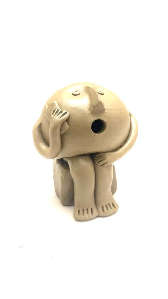 Face Adorable Sweet Little Guys Handcrafted From Terracotta From Tamrapatra