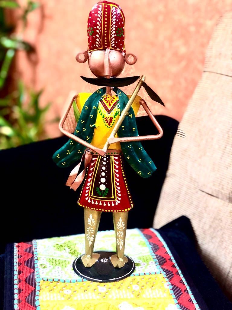 Farmer Man With Agricultural Tools Metal Collectible Tamrapatra - Tamrapatra