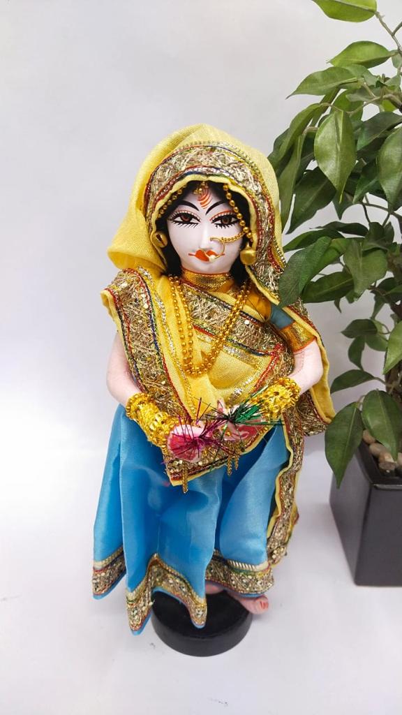 Indian Traditional Dolls Handcrafted With Beautiful Designs Available Tamrapatra